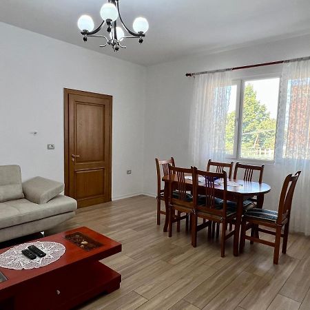 Comfort Home-Apartment Тирана Екстер'єр фото