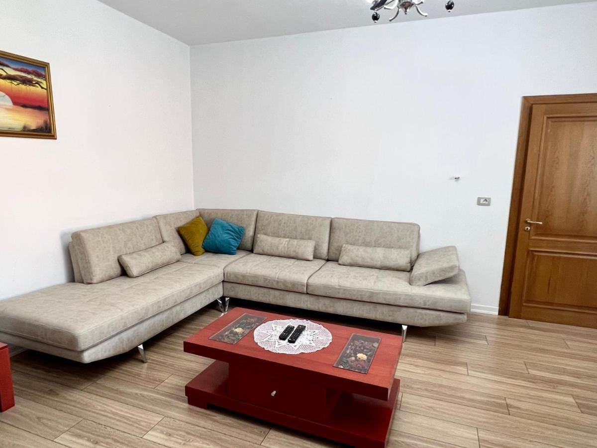 Comfort Home-Apartment Тирана Екстер'єр фото