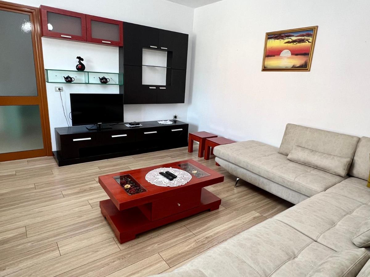 Comfort Home-Apartment Тирана Екстер'єр фото