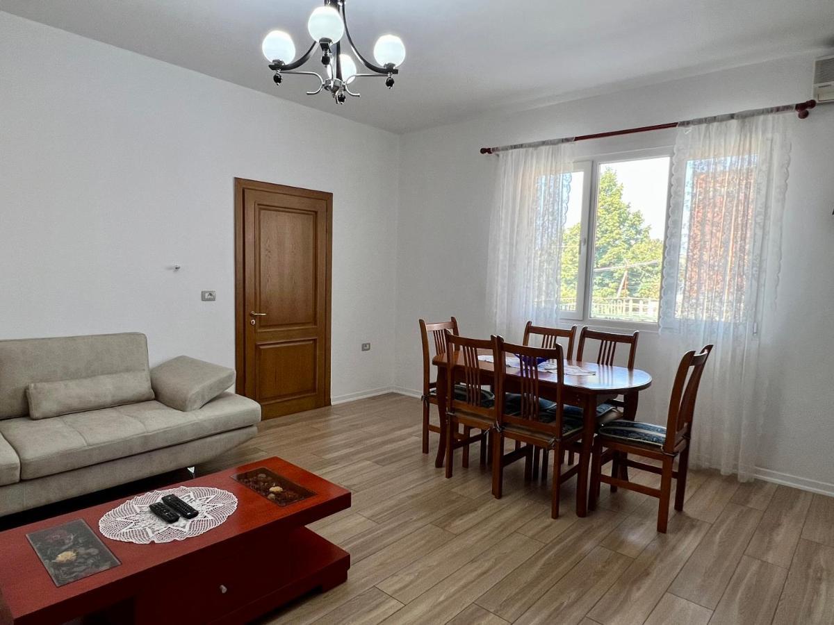 Comfort Home-Apartment Тирана Екстер'єр фото