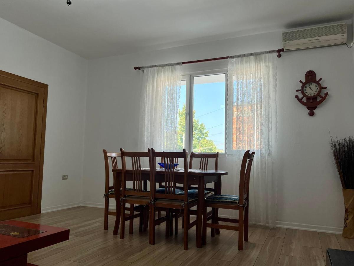 Comfort Home-Apartment Тирана Екстер'єр фото